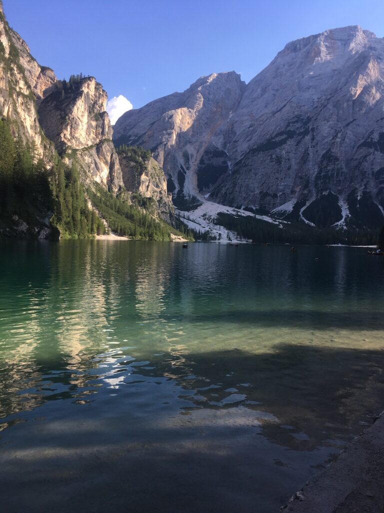Rosy lago 768x1024