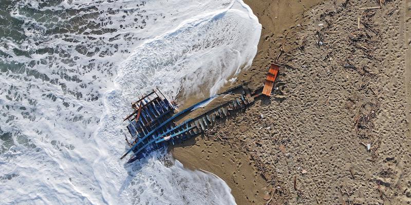 basta morti mare naufragio calabria