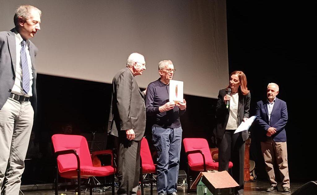 Premio Fuoco dentro don Colmegna_2