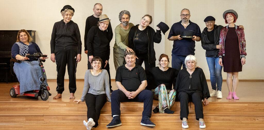 Milano senza dimora Amleto teatroterapia Casa della Carità Milano spettacolo 2024