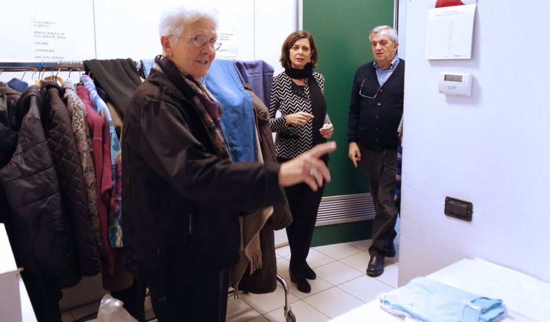 Marta volontaria_guardaroba